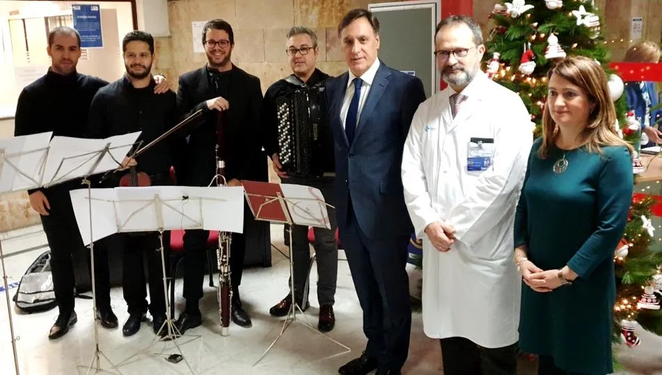 Foto 4 - Peque&ntilde;os conciertos en las plantas del Hospital har&aacute;n m&aacute;s agradable la estancia de pacientes y...