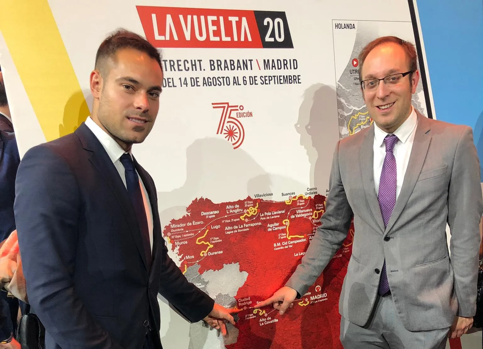 Foto 2 - Marcos Iglesias y V&iacute;ctor G&oacute;mez asisten a la presentaci&oacute;n de La Vuelta 2020  