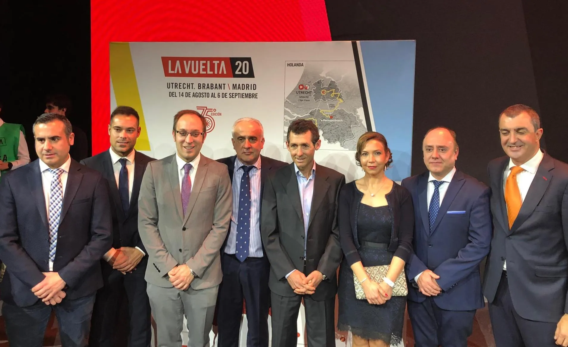 Foto 4 - Marcos Iglesias y V&iacute;ctor G&oacute;mez asisten a la presentaci&oacute;n de La Vuelta 2020  