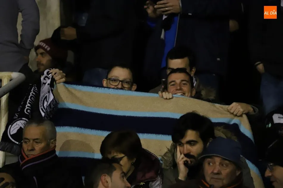Foto 2 - M&aacute;xima ilusi&oacute;n en las Pistas del Helm&aacute;ntico por el regreso de la Copa del Rey a Salamanca