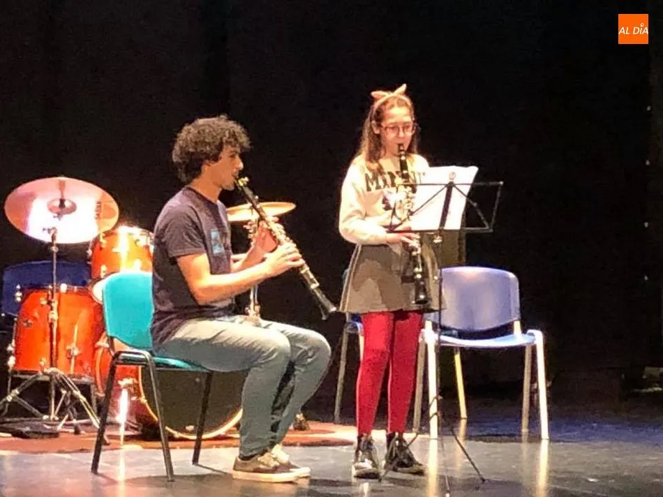 Momento de las audiciones de Navidad en el centro cultural de Guijuelo. Fotos: Cultura Guijuelo