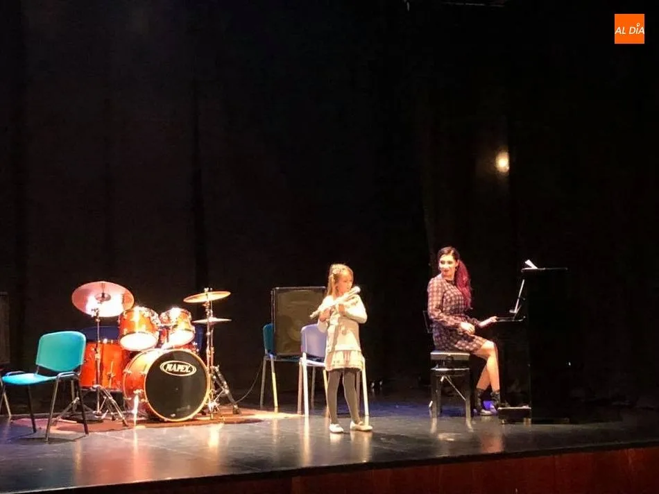 Foto 4 - El centro cultural acoge hoy la segunda jornada de audiciones de Navidad