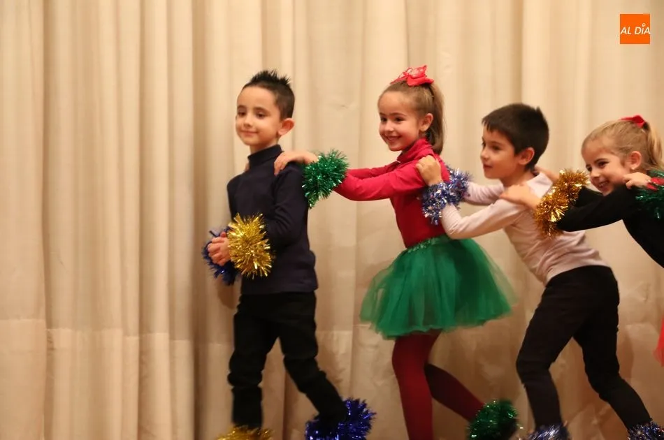 Foto 4 - El Colegio Santa Isabel se viste de Navidad