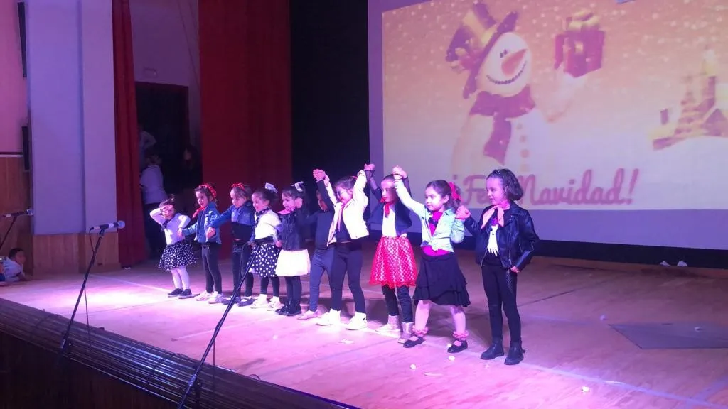 Foto 4 - El Colegio San Agust&iacute;n celebra su Festival de Navidad