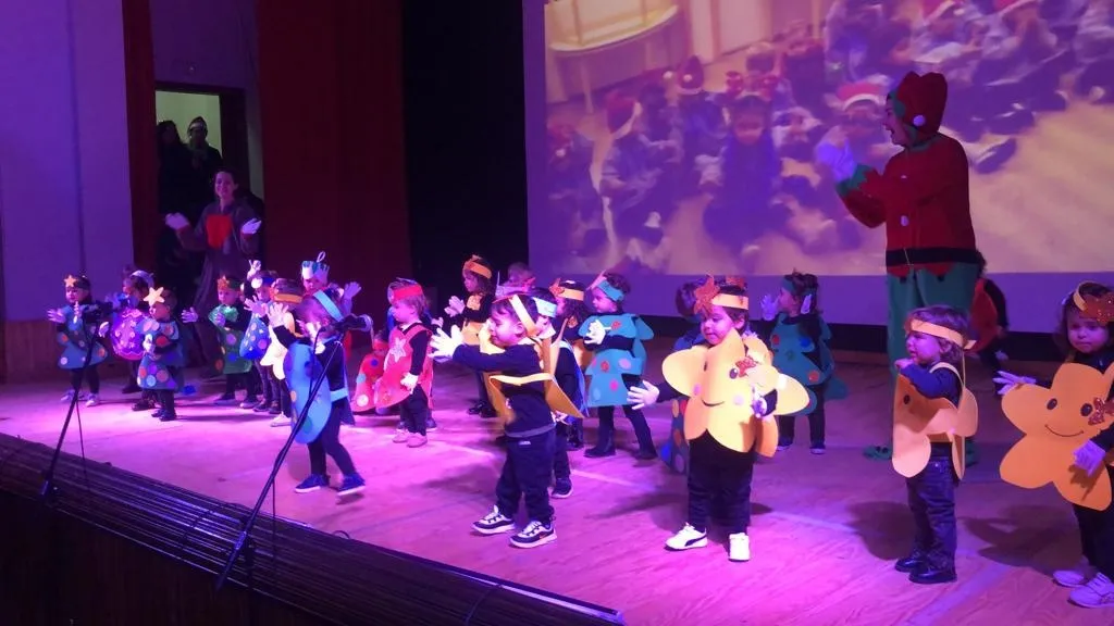 Foto 3 - El Colegio San Agust&iacute;n celebra su Festival de Navidad