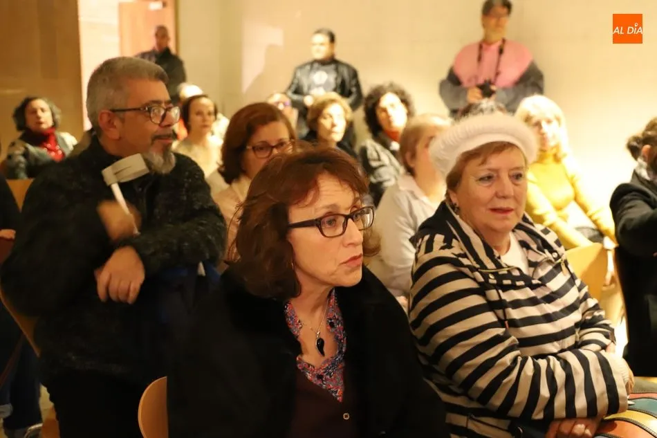Foto 3 - La Casa de las Conchas acoge la presentaci&oacute;n del libro &lsquo;Contamos la Navidad&rsquo;&nbsp;