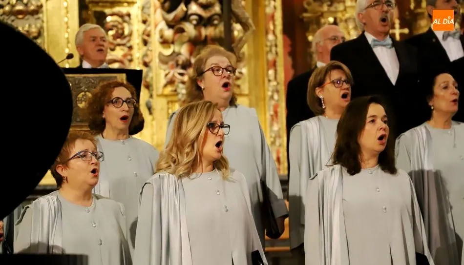 El Coro Francisco Salinas ofrece su ‘Concierto de Navidad’ en la Casa Lis