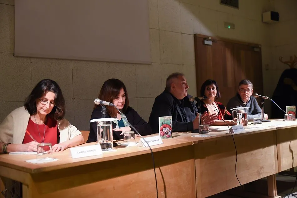 Foto 5 - Una navidad de cuento con la antolog&iacute;a de relatos &lsquo;Contamos la Navidad&rsquo;  