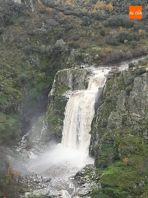 Foto 5 - Espectacular estado del Pozo de los Humos tras el paso de la borrasca Elsa  