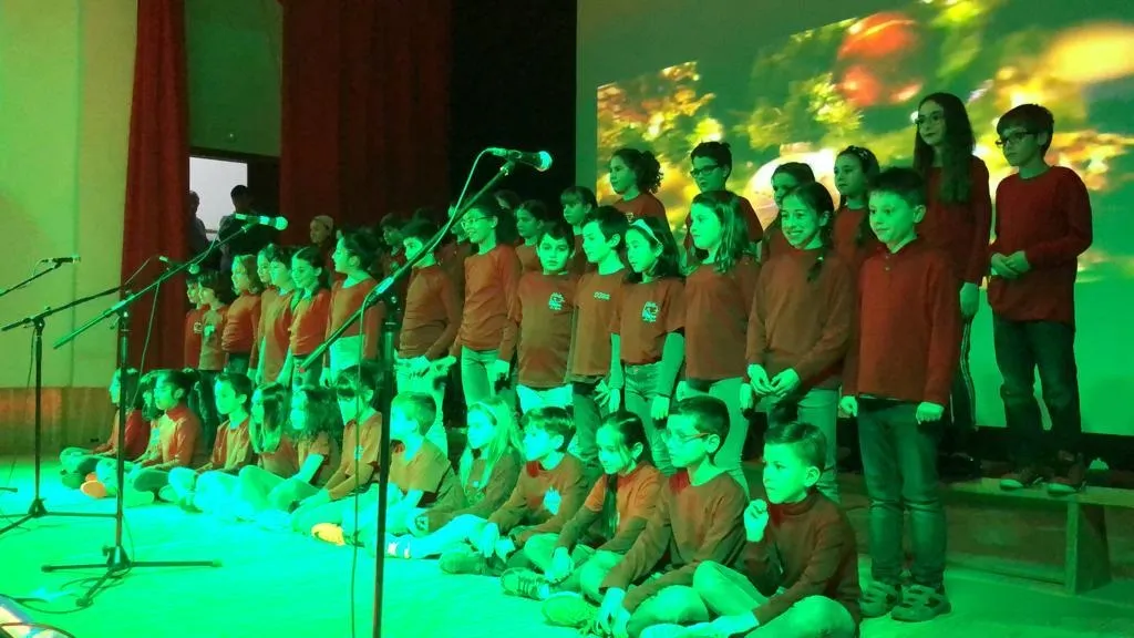 Foto 5 - Los alumnos de Primaria del Colegio San Agust&iacute;n celebran su Festival de Navidad