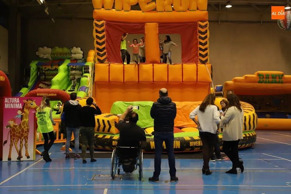 Foto 5 - El diputado Jes&uacute;s Mar&iacute;a Ortiz no falla a su cita con el Parque Infantil Navidiver