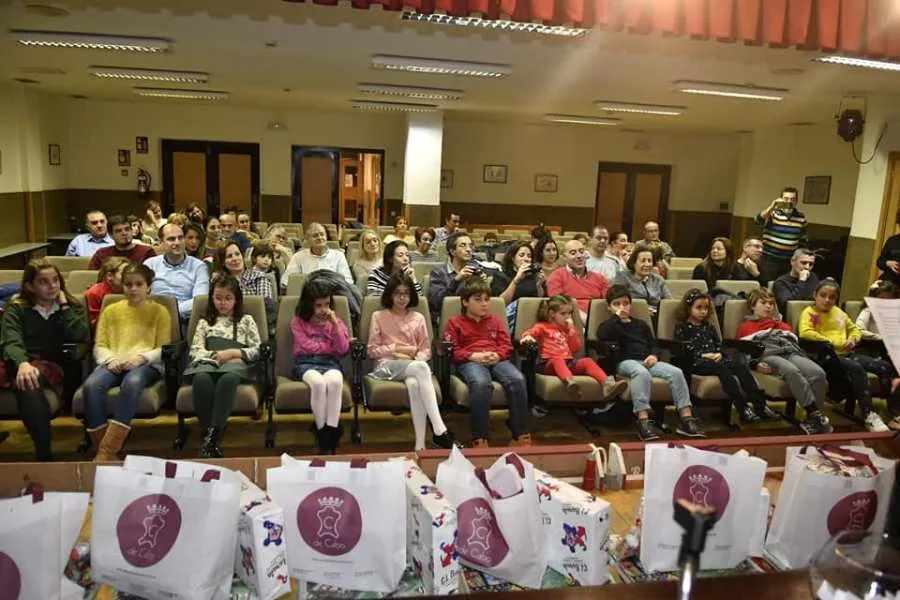 Foto 9 - Fiesta en Onda Cero Salamanca con los premios de su&nbsp;&nbsp;Concurso Infantil de Pintura&nbsp;