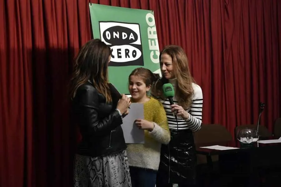 Foto 6 - Fiesta en Onda Cero Salamanca con los premios de su&nbsp;&nbsp;Concurso Infantil de Pintura&nbsp;