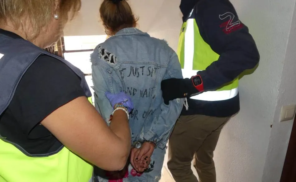 Intervención anterior de la Policía Nacional en Salamanca, en otra operación contra el tráfico de mujeres con fines sexuales. Foto de archivo