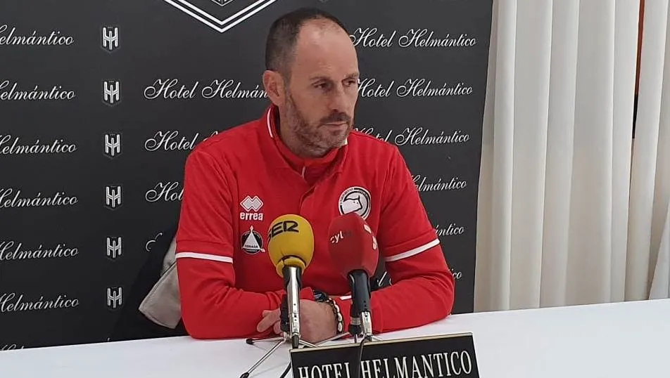 Luaces, en una rueda de prensa anterior