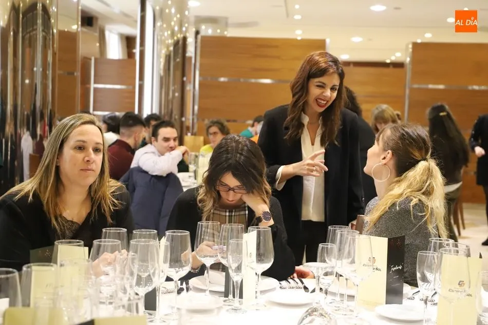 Foto 6 - Buen ambiente en la comida navide&ntilde;a de la familia de Insolamis