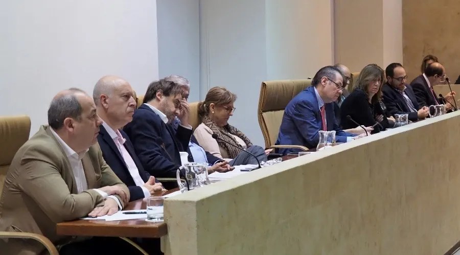 Foto 5 - El Ayuntamiento de Salamanca aprueba la congelaci&oacute;n de los cinco impuestos municipales
