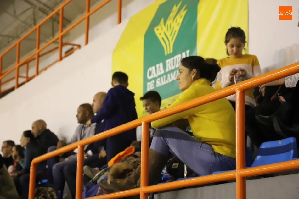 Foto 6 - Rotundo &eacute;xito en el &lsquo;rey de la pista&rsquo; solidario de AVIVA con buen f&uacute;tbol y diversi&oacute;n