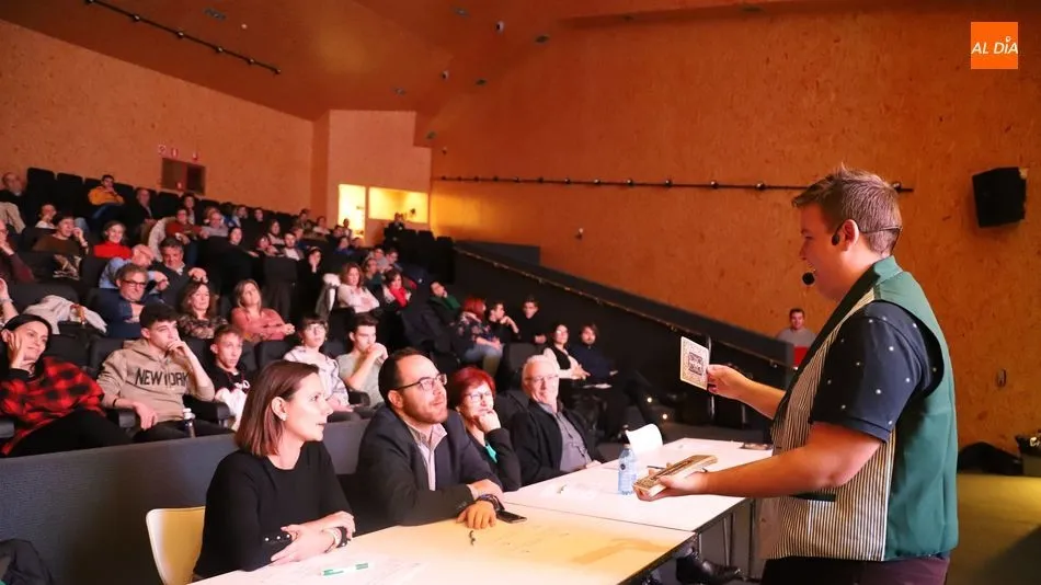 Un momento del acto / Fotos de Lydia González