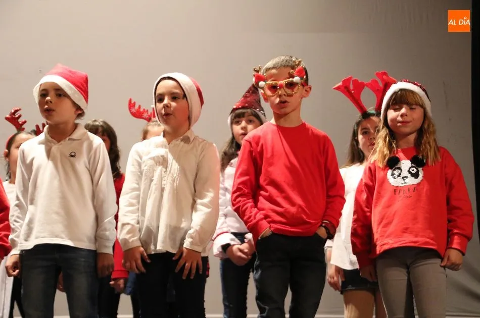Foto 10 - La Escuela Municipal de M&uacute;sica celebra la Navidad con audiciones