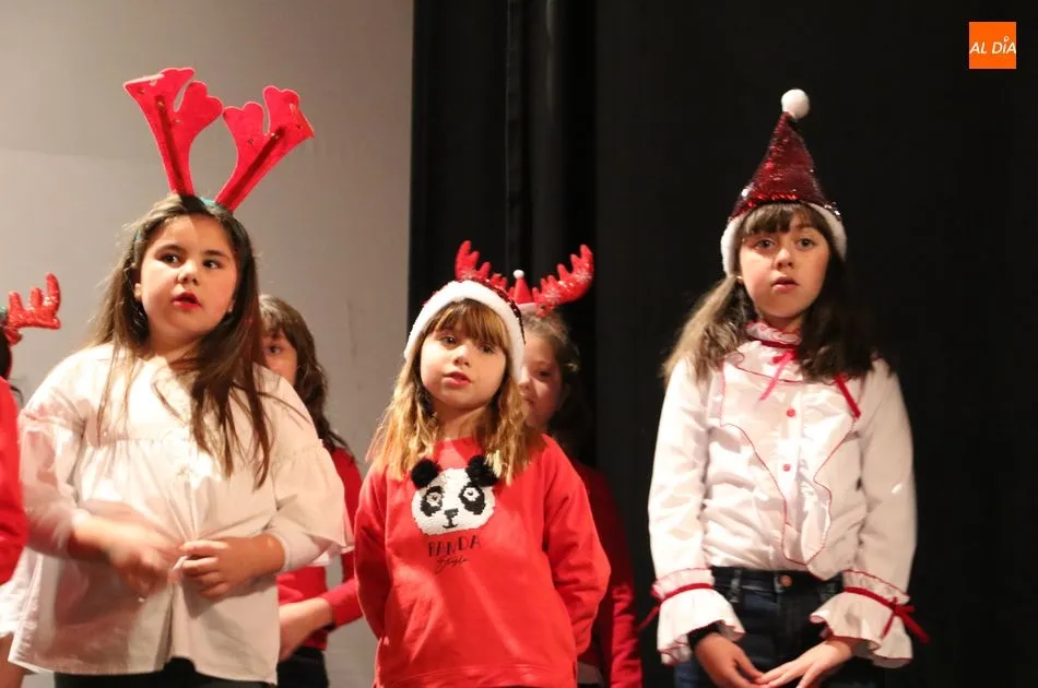 Foto 7 - La Escuela Municipal de M&uacute;sica celebra la Navidad con audiciones