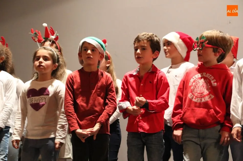 Foto 4 - La Escuela Municipal de M&uacute;sica celebra la Navidad con audiciones
