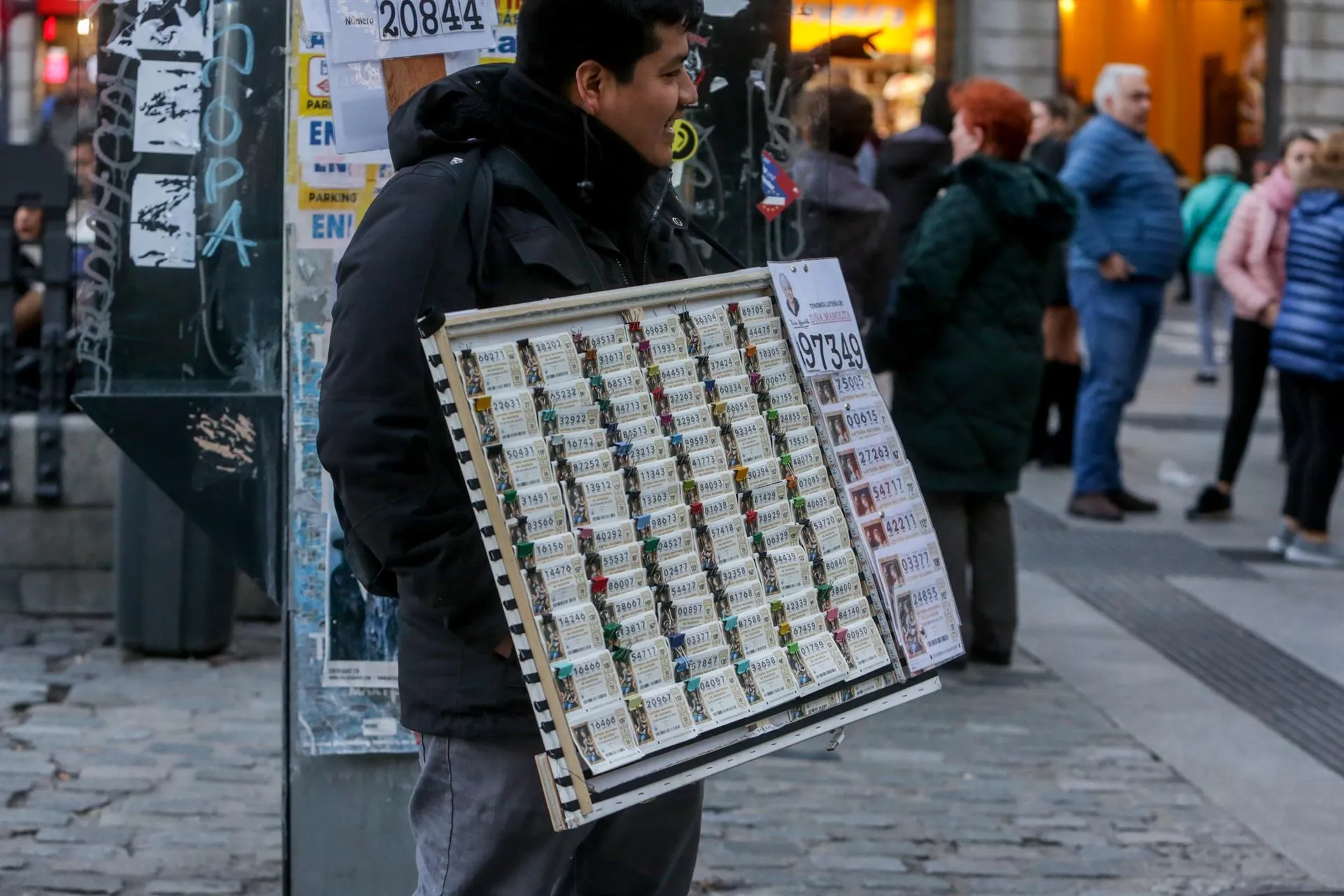 Vendedor de lotería de Navidad / Europa Press