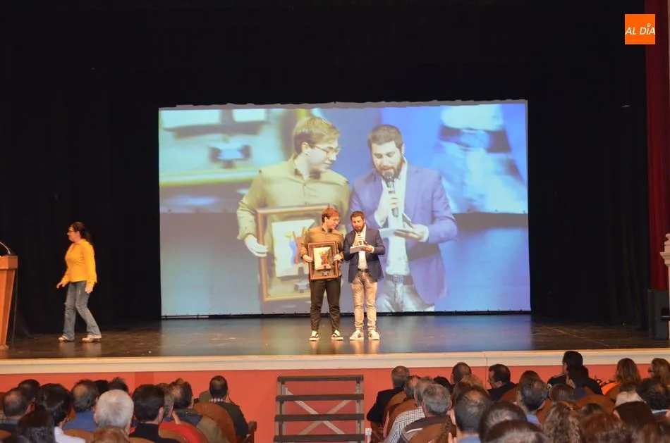 Foto 8 - La familia del deporte celebra su gala anual con el reconocimiento de B&eacute;jar a los mejores de 2019