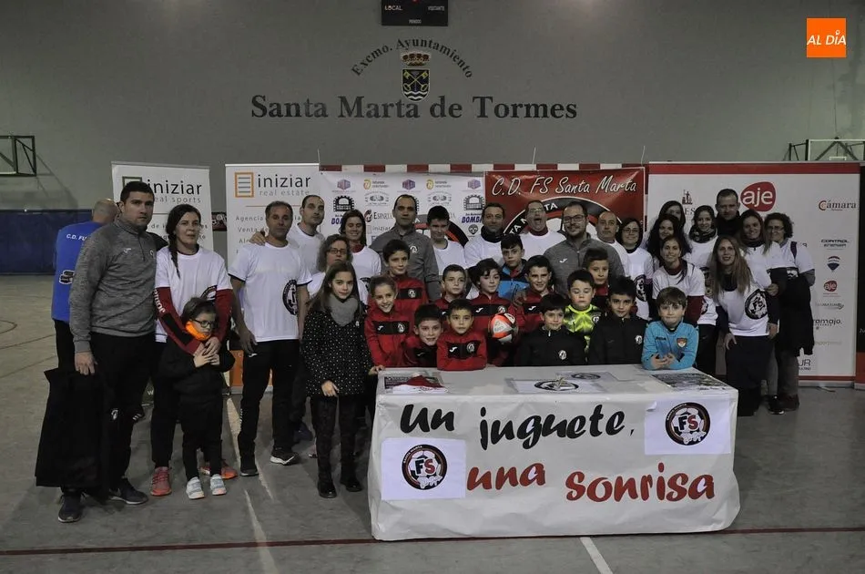 Juguetes solidarios para festejar la Navidad