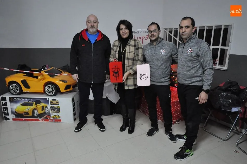 Foto 2 - Juguetes solidarios para festejar la Navidad