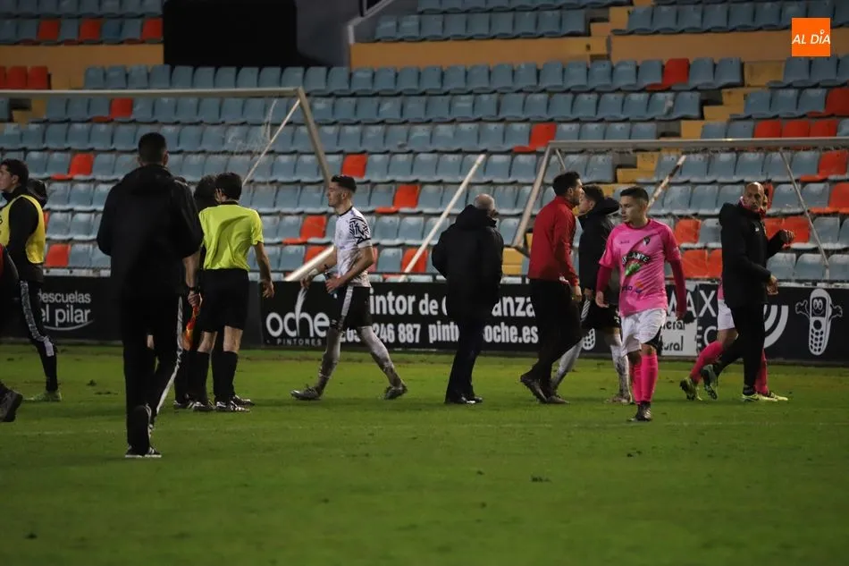 Foto 3 - Los penaltis le se&ntilde;alan el camino al Salamanca UDS de Larraz&aacute;bal ante el Tudelano (2-1)