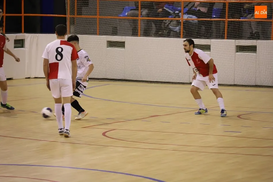Foto 11 - El Salamanca FS Unionistas &lsquo;desmonta&rsquo; al Espinar con un goleada de esc&aacute;ndalo (15-0)
