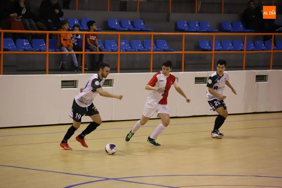 Foto 10 - El Salamanca FS Unionistas &lsquo;desmonta&rsquo; al Espinar con un goleada de esc&aacute;ndalo (15-0)