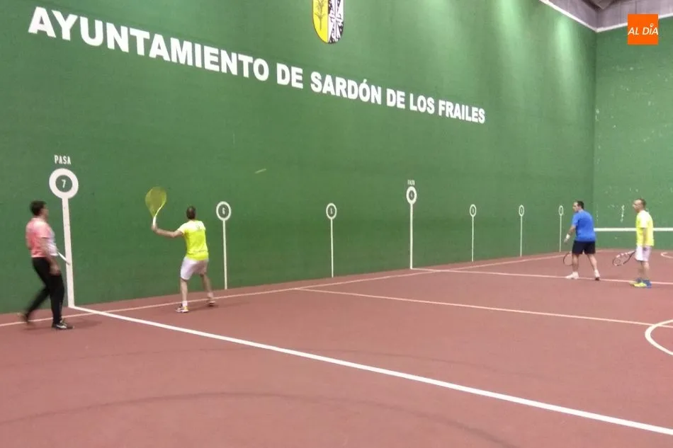 Foto 3 - El V Torneo de Frontenis de Sard&oacute;n de los Frailes se va para Burgos