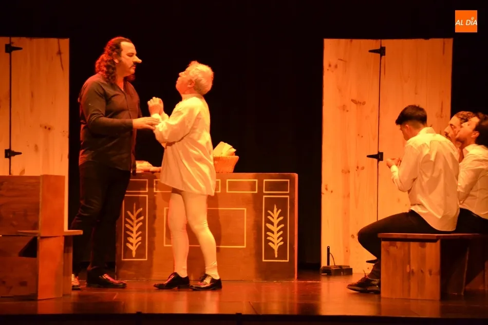 Foto 5 - Punto y final al oto&ntilde;o teatral con el dinamismo de &lsquo;Cyrano, el texto del doblaje&rsquo;  