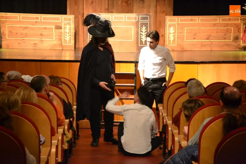 Foto 7 - Punto y final al oto&ntilde;o teatral con el dinamismo de &lsquo;Cyrano, el texto del doblaje&rsquo;  