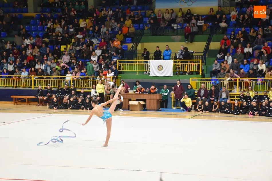 Foto 11 - La Gala Solidaria del Deporte recoge unas dos toneladas de alimentos y m&aacute;s de 600 euros en...