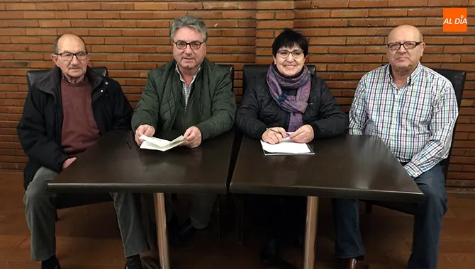 La Junta de la Hermandad de Cofradías presentaba los certámenes de fotografía y poesía de este año en Las Cabañas