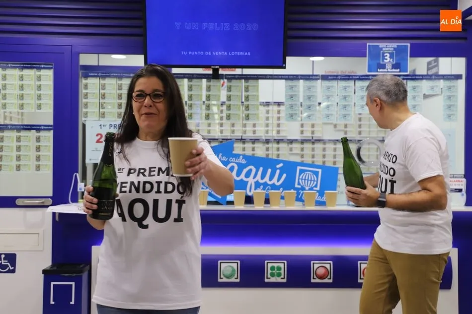 Foto 8 - El 26.590, premio &lsquo;gordo&rsquo; del Sorteo de Navidad, reparte 100 millones de euros en Salamanca
