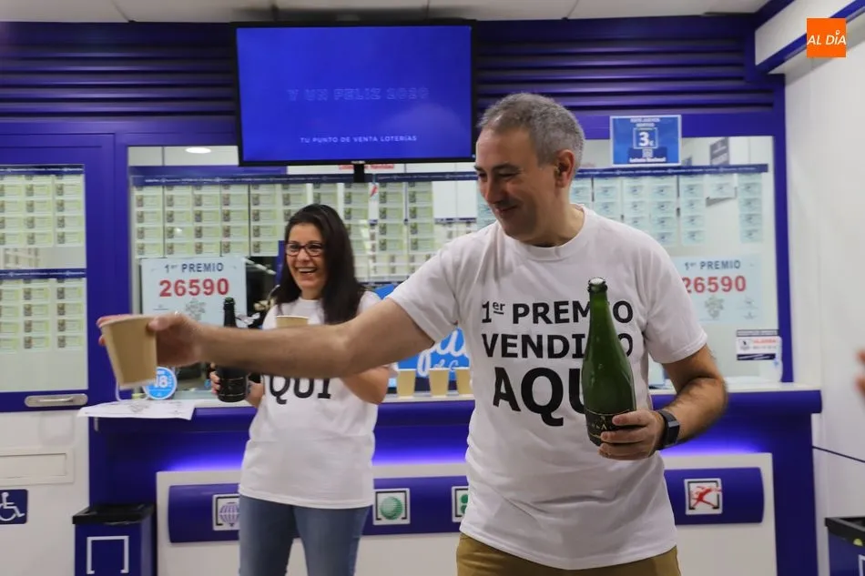 Foto 4 - El 26.590, premio &lsquo;gordo&rsquo; del Sorteo de Navidad, reparte 100 millones de euros en Salamanca