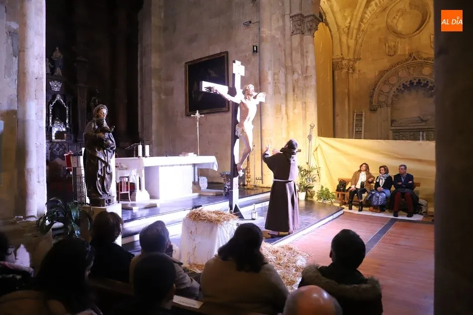 Foto 7 - Emocionante y emocionada Navidad Franciscana en la iglesia de San Mart&iacute;n