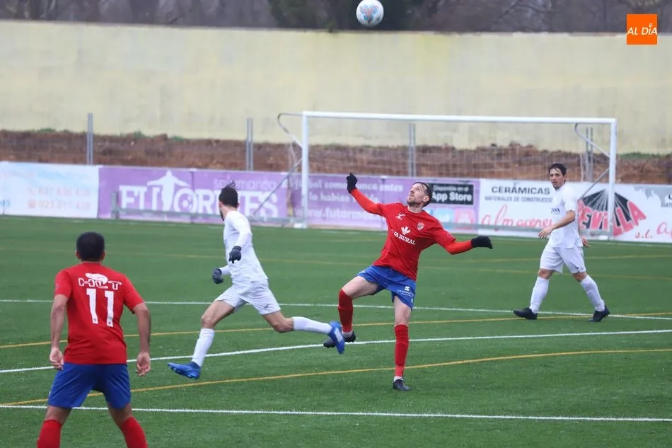 Foto 4 - Jornada sin derbis charros en la Regional de Aficionados