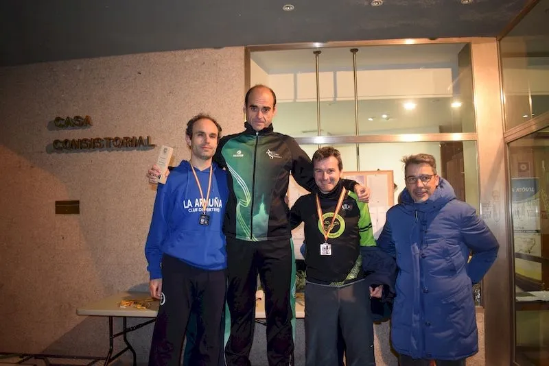 Foto 4 - Jos&eacute; Emilio Marcello y Juana Monta&ntilde;o son los m&aacute;s r&aacute;pidos en la Carrera Navide&ntilde;a de Villamayor