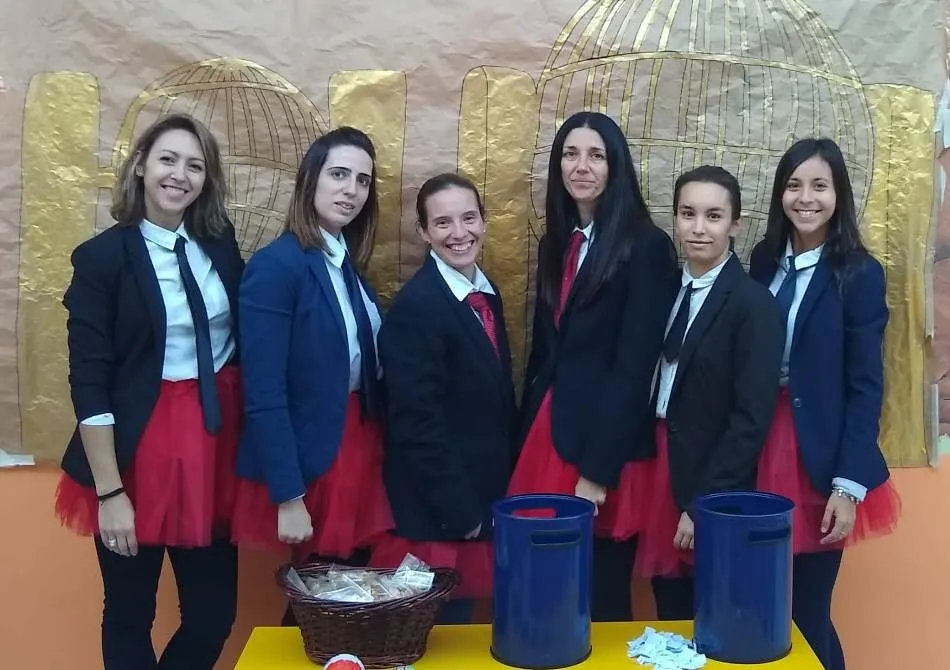 Foto 10 - La Escuela Infantil celebra su emblem&aacute;tico sorteo de Navidad con mucho chocolate en juego  