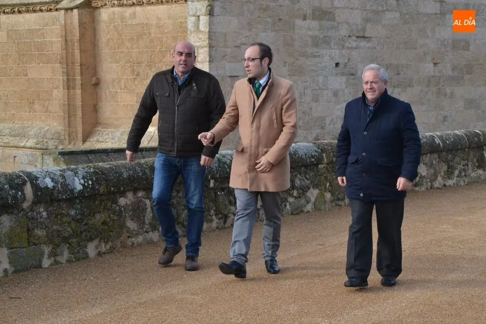 Foto 2 - Finaliza la intervenci&oacute;n en el adarve de la muralla  