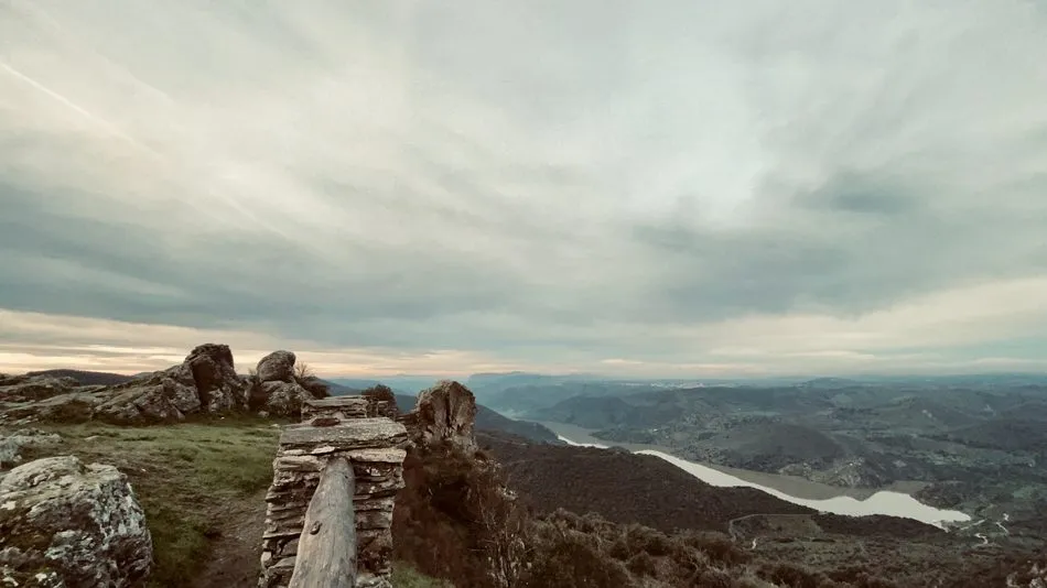 Foto 2 - Amanecer en Vilvestre