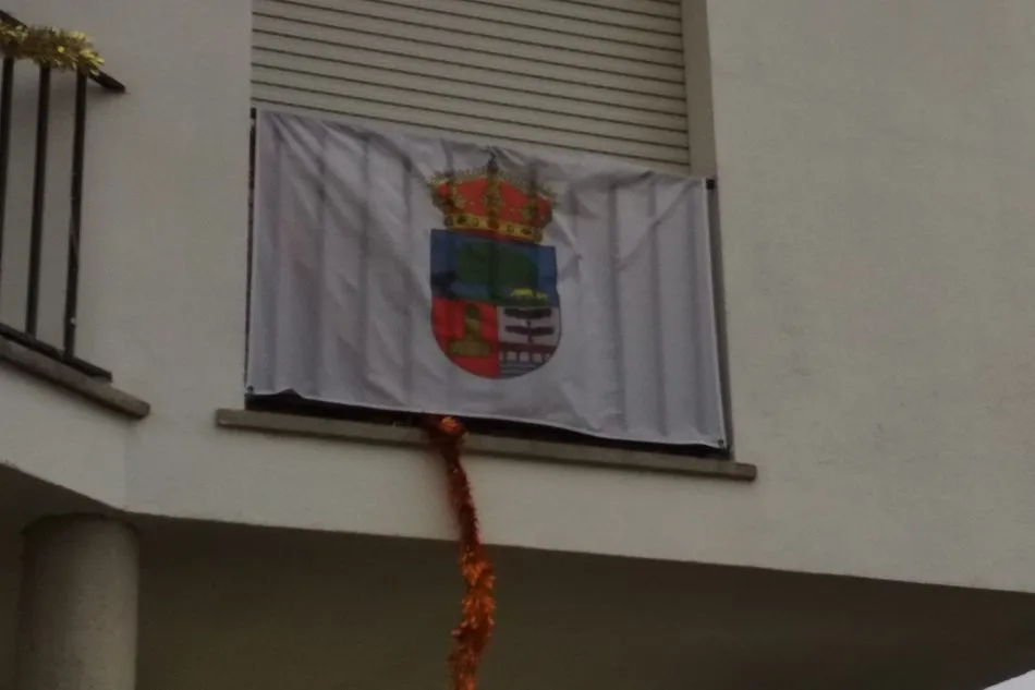 Foto 4 - La Navidad llega a Trabanca de la mano de peque&ntilde;os y mayores  