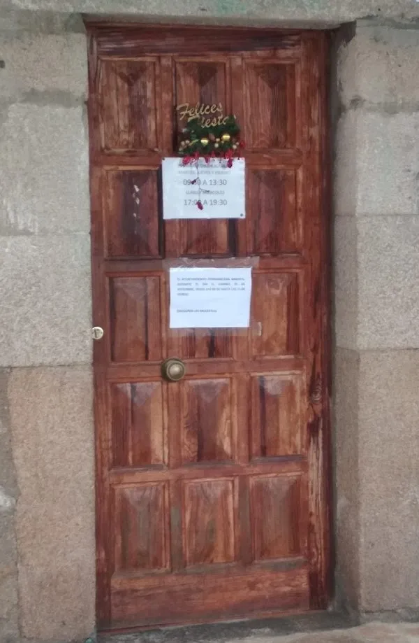 Foto 3 - La Navidad llega a Trabanca de la mano de peque&ntilde;os y mayores  