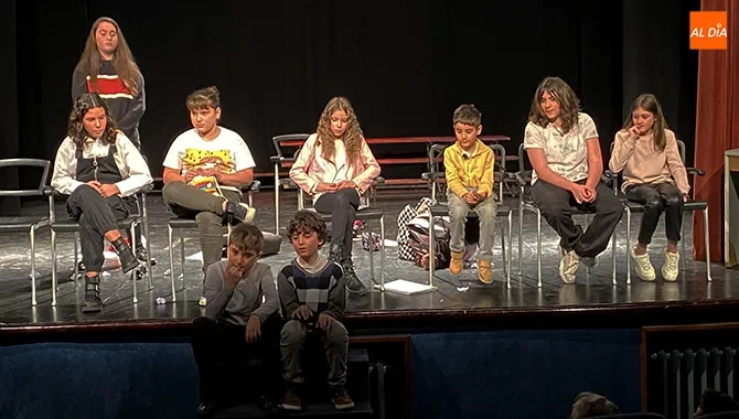 Los integrantes del Taller de Teatro ofrecían una representación de Navidad en el Calderón