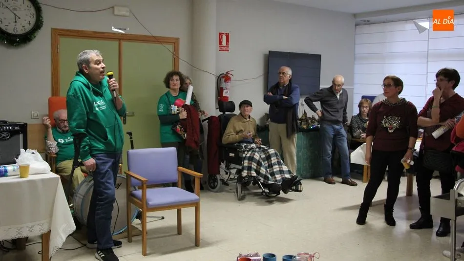 Adolfo Vicente narró su experiencia personal como enfermo de ELA e integrante de la asociación